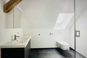 Traumhaftes Townhouse mit Garten, 5 Schlafzimmern in Top Lage Lichterfelde West! PROVISIONSFREI – Die vollständige Adresse der Immobilie erhältst du vom Anbieter., 12203 Lichterfelde, Berlin – Vorschaubild 7