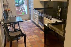 Seltene exklusive, modernisierte 3-Zimmer-Wohnung mit Terrasse und Garten in Eimsbüttel