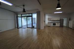 Lebendiger Wohnraum in Düsseldorf: Großzügige 2-Zimmer-Wohnung – 40210 Stadtmitte, Düsseldorf – Vorschaubild 5