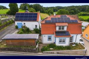Sofort bezugsfertiges Einfamilienhaus mit hoher Energieeffizienz in der Fränkischen Schweiz