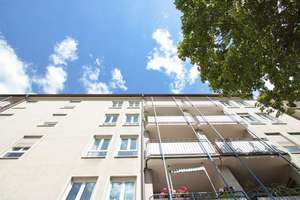 +++ Zwei Balkone inklusive: Vermietete 3-Zimmerwohnung über den Dächern von Dresden Löbtau +++