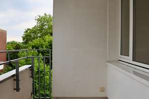 Sonnige 3-Zimmer-Eigentumswohnung mit Südwestbalkon in Düsseldorf-Unterbach – provisionsfrei – Ahornstraße 2, 40627 Unterbach, Düsseldorf – Vorschaubild 7