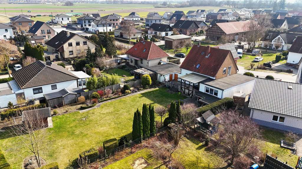 Immobilie in Königslutter am Elm - Gepflegtes Ein- Zweifamilienhaus in Lauingen (Königslutter) zu verkaufen - Bild 2