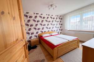Wohnen und vermieten in Lübeck: Dreifamilienhaus mit frei werdender Eigentümerwohnung – Die vollständige Adresse der Immobilie erhältst du vom Anbieter., 23560 Sankt Jürgen, Lübeck – Vorschaubild 7
