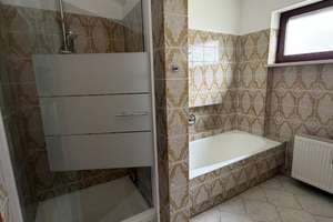 Großzügige 3-Zimmer-Wohnung mit zwei Balkonen, Gartenanteil und Garage in Würzburg-Oberdürrbach – 97080 Dürrbachtal, Würzburg – Vorschaubild 14