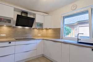 Großzügiges Einfamilienhaus mit Sauna, Kamin und zwei Terrassen - provisionsfrei! – Die vollständige Adresse der Immobilie erhältst du vom Anbieter., 28719 Burg-Grambke, Bremen – Vorschaubild 3