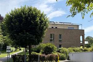 ruhige Wohnung - zentral im Dorf in Wellingsbüttel! – Strenge 16, 22391 Wellingsbüttel, Hamburg – Vorschaubild 1