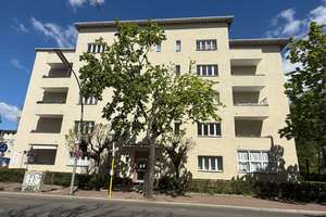 Bezugsfrei mit Balkon  im 3.OG mit Aufzug