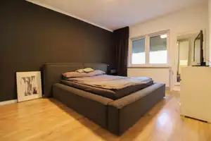 Modernes EFH auf Traumgrundstück mit Pool in gefragter Lage von Falkensee  – Havelland (Kreis) – Vorschaubild 12
