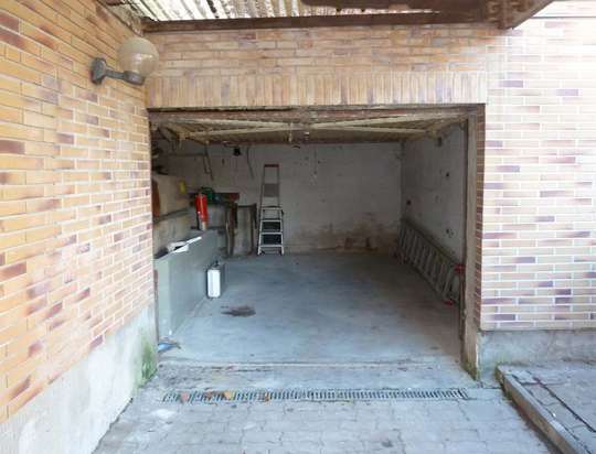 Sanierungsbedürftiges Haus nahe der Fritz-Erler-Allee - Bild 21