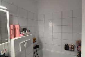 lichtdurchflutete 2 Zimmer Wohnung mit Balkon | Essen Altendorf – Sursstr. 4, 45143 Altendorf, Essen – Vorschaubild 4