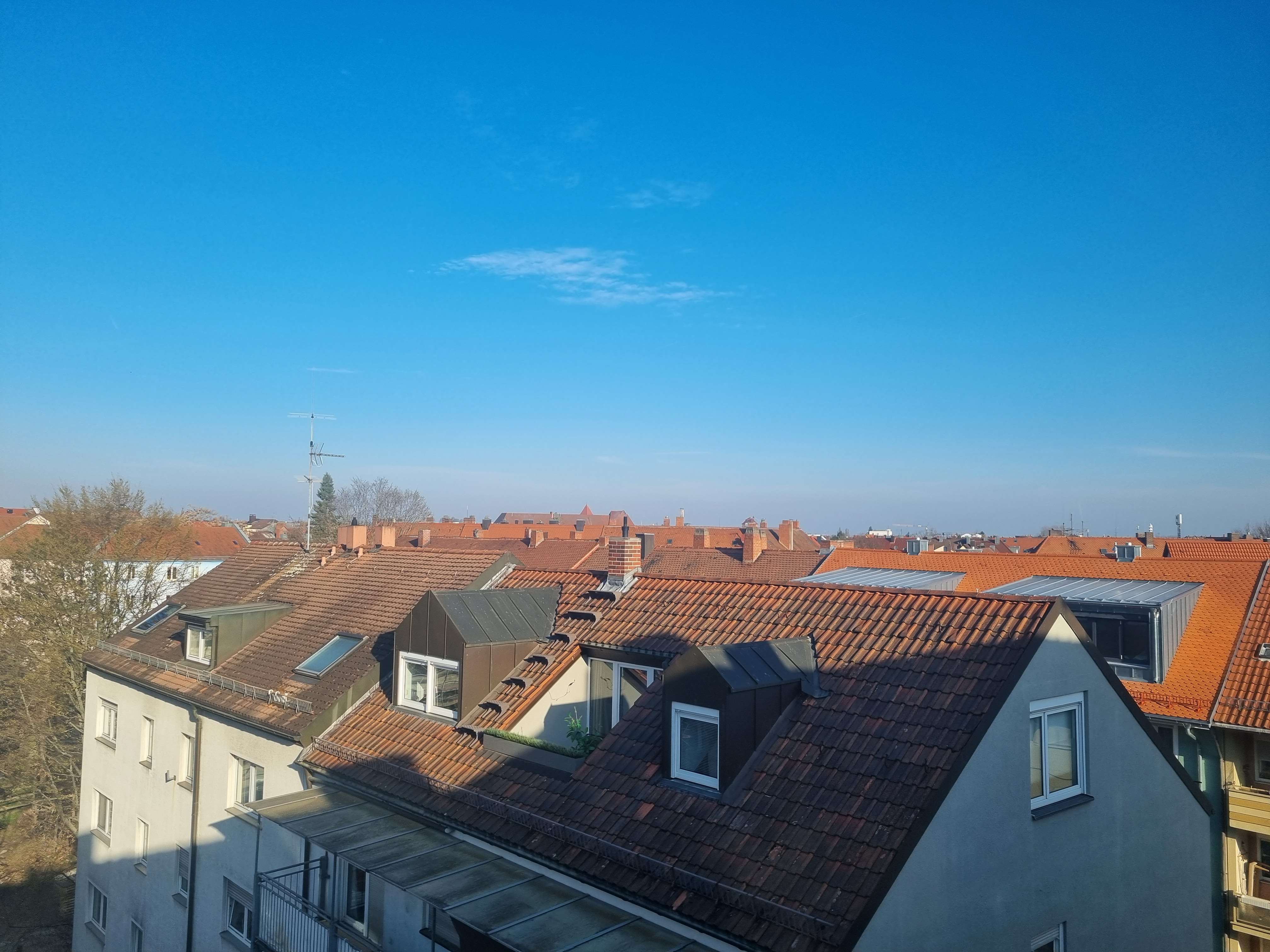 Freie 1-Zi-Whg in toller Lage mit Aufzug und Garage, ohne Käuferprovision!, Nürnberg – Bild 4