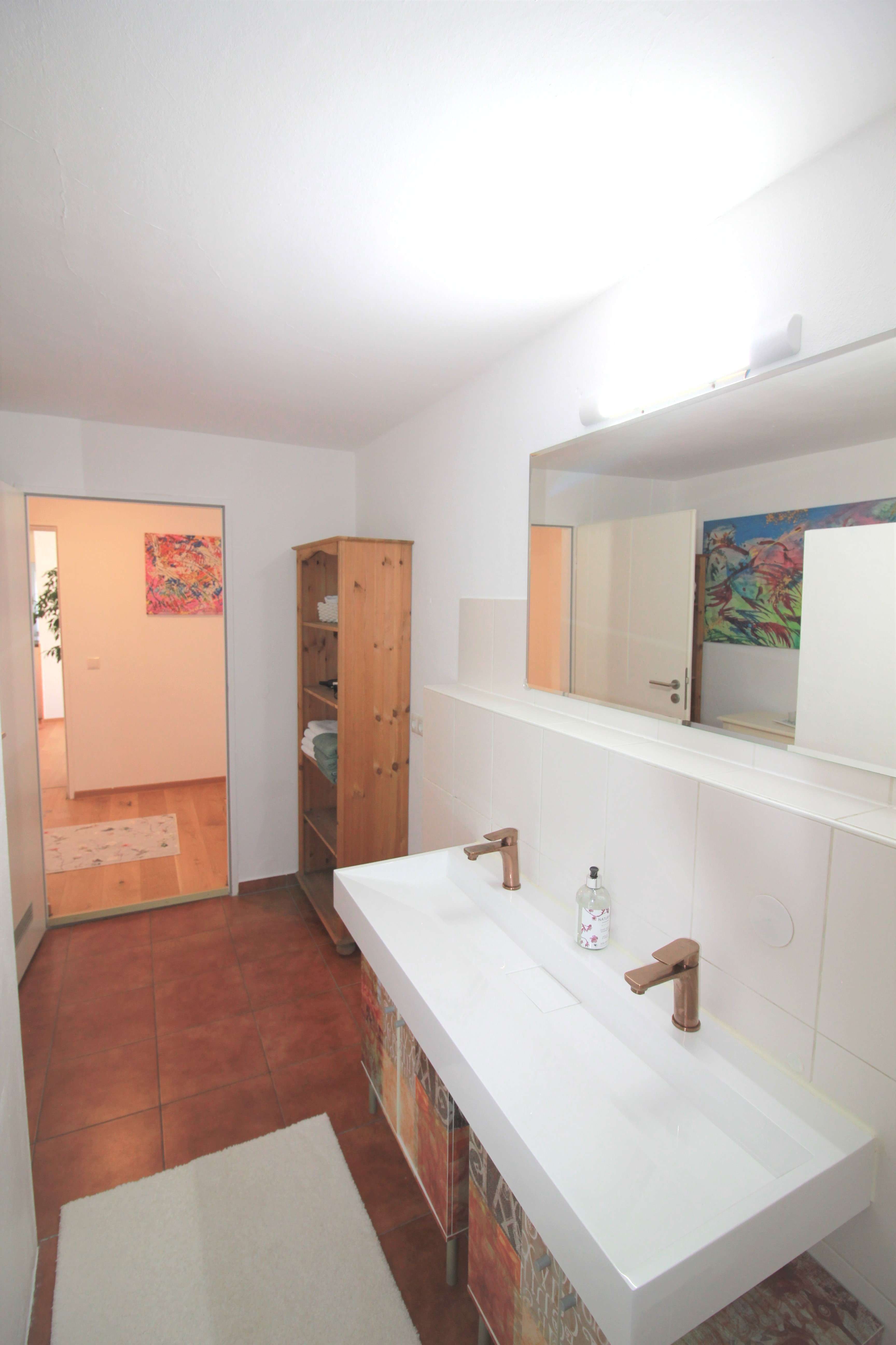 Immobilie in Kolbermoor - **Traumhaft schöne ca. 130 m² Wohnung mit Lichtinnenhof in Kolbermoor** - Bild 7