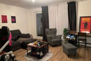 Schöne 2,5 Zimmer-Wohnung mit Einbauküche und Balkon in 47226 Duisburg-Rheinhausen – Die vollständige Adresse der Immobilie erhältst du vom Anbieter., 47226 Hochemmerich, Duisburg – Vorschaubild 2