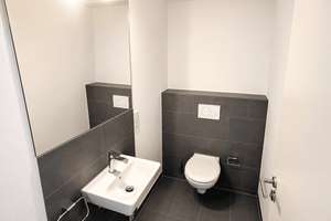 Traumaussicht! 3-Zimmer-Wohnung (Typ 9) mit Loggia, Ankleide, Gäste-WC und Keller  – Raderberggürtel 50, 50968 Marienburg, Köln – Vorschaubild 7