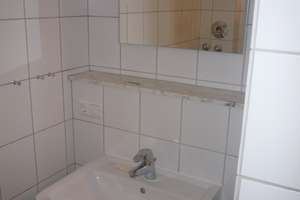 Schöne  zwei Zimmer, Küche Bad Wohnung in Osnabrück, Eversburg – Die vollständige Adresse der Immobilie erhältst du vom Anbieter., 49090 Eversburg, Osnabrück – Vorschaubild 8