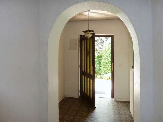 Bungalow mit Einliegerwohnung, Ausbaureserve und großem Garten in Rudow - Bild 6