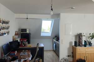 1-Zimmer-Dachgeschosswohnung in Regensburg (93051) – Die vollständige Adresse der Immobilie erhältst du vom Anbieter., 93051 Kumpfmühl-Ziegetsdorf-Neuprüll, Regensburg – Vorschaubild 4