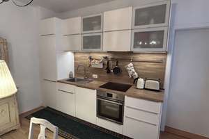 Stilvolles Wohnen im Palais: 2-Zimmer-Traum in Stadtamhof incl. EBK und Wallbox-TG! – 93059 Stadtamhof, Regensburg – Vorschaubild 4