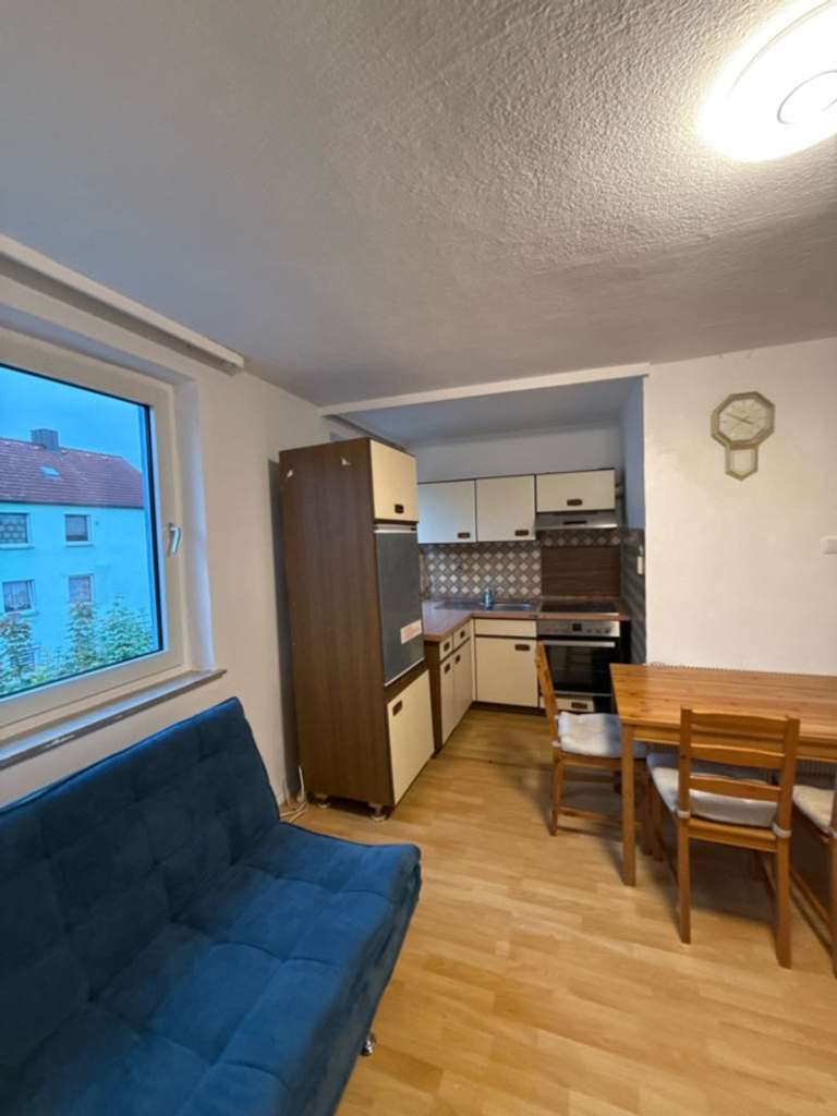 Immobilie in Herzogenaurach - Charmante 2-Zimmer-Wohnung mit Stellplatz – frei – ideal für Eigennutzer oder Kapitalanleger - Bild 1