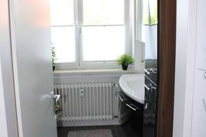 Helle, großzügige 4-Zimmer-Wohnung mit Balkon und EBK in Kirchheim bei München – Hausen 16, 85551 Kirchheim bei München – Vorschaubild 9