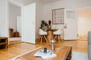 Sonnig. Saniert. Bezugsfrei. Mitten in der Stadt. 3-Zimmer im 2. OG – mit Balkon – Schellingstraße 32, 80799 Universität, München – Vorschaubild 4