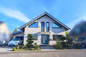 Modernes Einfamilienhaus mit Pool, PV-Anlage & exklusiver Ausstattung in Wormersdorf