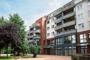 Helle 2-Zimmer-Wohnung in Marzahn - ab sofort! – Fichtelbergstr. 15, 12685 Marzahn, Berlin – Vorschaubild 1