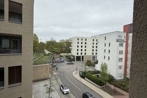 Moderne 3-Zimmerwohnung mit Einbauküche und Balkon direkt am Mauerpark – Lichtburgring 2, 13355 Gesundbrunnen, Berlin – Vorschaubild 6