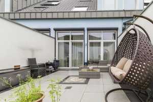 Energieeffizientes Stadthaus aus 2017 inkl. TG-Stellplatz und Garten – Köln – Vorschaubild 11