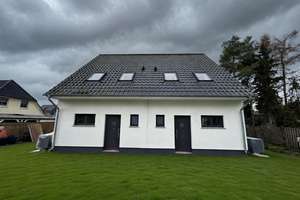 Moderne Doppelhaushälfte mit Wohnkeller und Carport – Wegedorstraße 183B, 12524 Altglienicke, Berlin – Vorschaubild 11