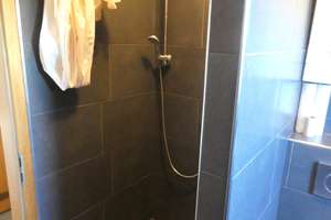 Renovierte 70 m² Dachgeschoss-Eigentumswohnung - Dortmund-östl. Innenstadt/Körne – Die vollständige Adresse der Immobilie erhältst du vom Anbieter., 44143 Kaiserbrunnen, Dortmund – Vorschaubild 4