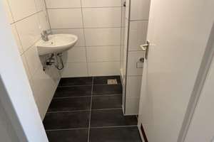Verwirklichen Sie Ihren Wohntraum - sanierte 1-Zimmer Wohnung in Aachen-City ab sofort verfügbar – Promenadenstraße 7-9, 52062 Kaiserplatz, Aachen – Vorschaubild 4