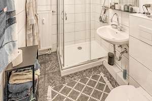 Zentrale Dachgeschosswohnung in Essen City – nur wenige Minuten zur Innenstadt – Steeler Str. 41, 45127 Stadtkern, Essen – Vorschaubild 7