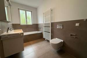 Exklusive 4,5 Zimmerwohnung mit 180 m² in Stadionnähe