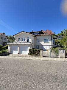 Viel Platz für Ihre Ideen: Großzügiges Einfamilienhaus in Pforzheim