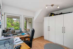 Bremen-Schwachhausen | Attraktive, vermietete 3-Zimmer-Dachgeschosswohnung in gefragter Lage – Die vollständige Adresse der Immobilie erhältst du vom Anbieter., 28211 Radio Bremen, Bremen – Vorschaubild 8