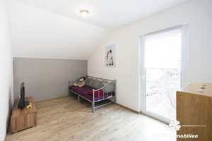 BERK Immobilien – Freistehendes Einfamilienhaus mit Wallbox, PV und gepflegtem Zustand – Die vollständige Adresse der Immobilie erhältst du vom Anbieter., 63768 Hösbach – Vorschaubild 9