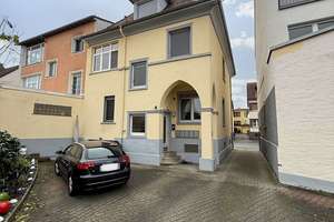 Zweifamilienhaus und Dreifamilienhaus mit Garten und Hof in Offenbach-Bieber, voll vermietet – Aschaffenburgerstraße 47, 63073 Bieber, Offenbach am Main – Vorschaubild 3