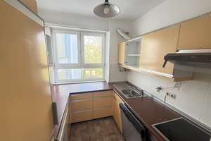 Schwachhausen: Schöne, gut aufgeteilte 3-4 Zi. - DG- Wohnung mit Lift, gr. Balkon u. TG-Stellplatz – Die vollständige Adresse der Immobilie erhältst du vom Anbieter., 28211 Gete, Bremen – Vorschaubild 7