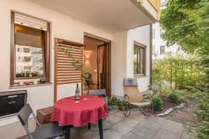 Erstbezug nach Sanierung: Ruhige möblierte Terassenwohnung in der Au – Pöppelstrasse 8, 81541 Obere Au, München – Vorschaubild 1