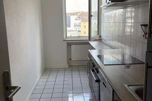 3-Zimmer-Wohnung mit Küche in zentraler Lage und Parkplatz – Corneliusstraße 108, 40215 Friedrichstadt, Düsseldorf – Vorschaubild 4