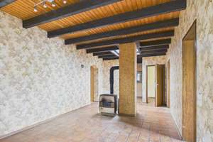 Sanierungsbedürftiges Reihenendhaus mit Garage, Außenstellplatz & Garten in Herrenberg-Haslach! – Die vollständige Adresse der Immobilie erhältst du vom Anbieter., 71083 Herrenberg – Vorschaubild 2