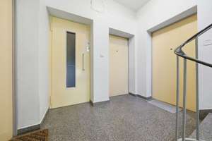 Güntzelkiez in Wilmersdorf: Sanierungsbedürftige 3-Zimmer-Wohnung mit Balkon – Die vollständige Adresse der Immobilie erhältst du vom Anbieter., 10717 Wilmersdorf, Berlin – Vorschaubild 15