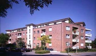 Schöne, renovierte 4-Zimmer-Wohnung mit großem Balkon für Familien!