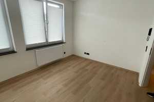 Ein helles Zimmer im ruhigen Gemeinschaftshaus – Blumenthalstraße 70a, 47058 Duisburg – Vorschaubild 4