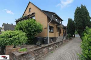 Attraktives Zuhause mit Einliegerwohnung und großzügigem Grundstück