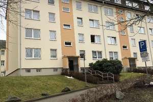Helle Dachgeschosswohnung mit Stellplatz in Chemnitz/Reichenbrand