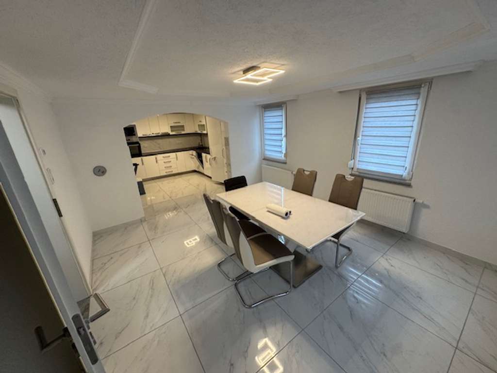 Immobilie in Eschbronn - Mehrgenerationenhaus / Zwei Einfamilienhäuser in Eschbronn-Locherhof - Bild 2