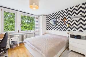 Renoviert & einzugsbereit: Parkett, Balkon, TG-Stellplatz, Bad & Fenster von 2018 – Die vollständige Adresse der Immobilie erhältst du vom Anbieter., 47057 Neudorf-Nord, Duisburg – Vorschaubild 4